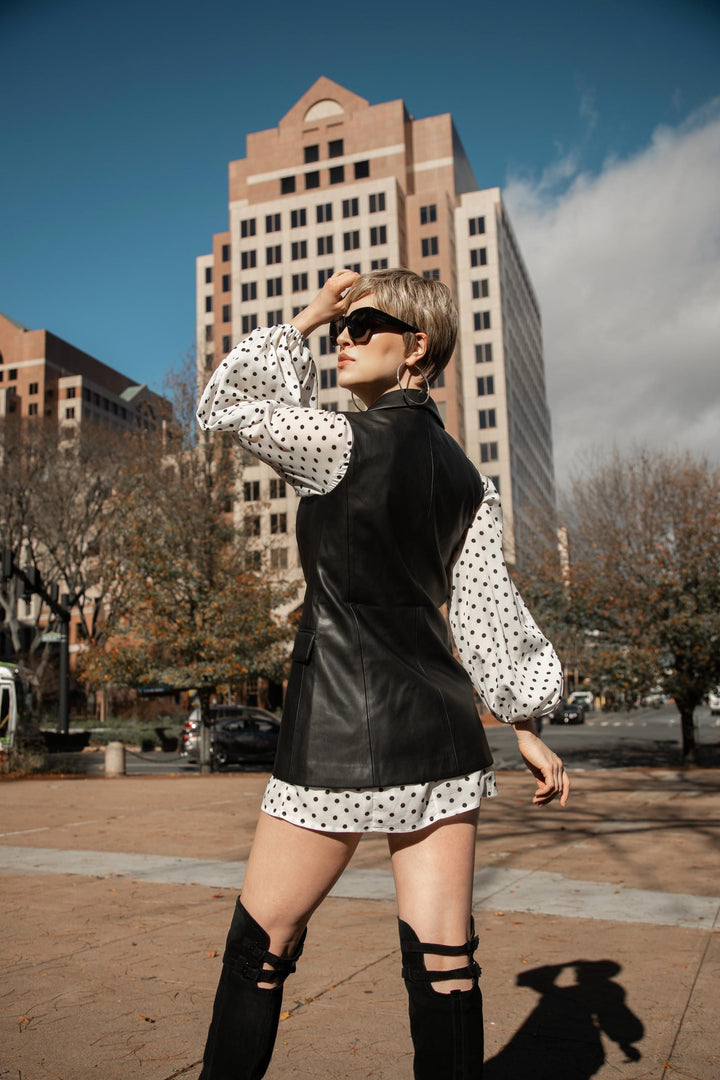 Out The Door: Synthetic Wig | Heat Friendly, Lace Front