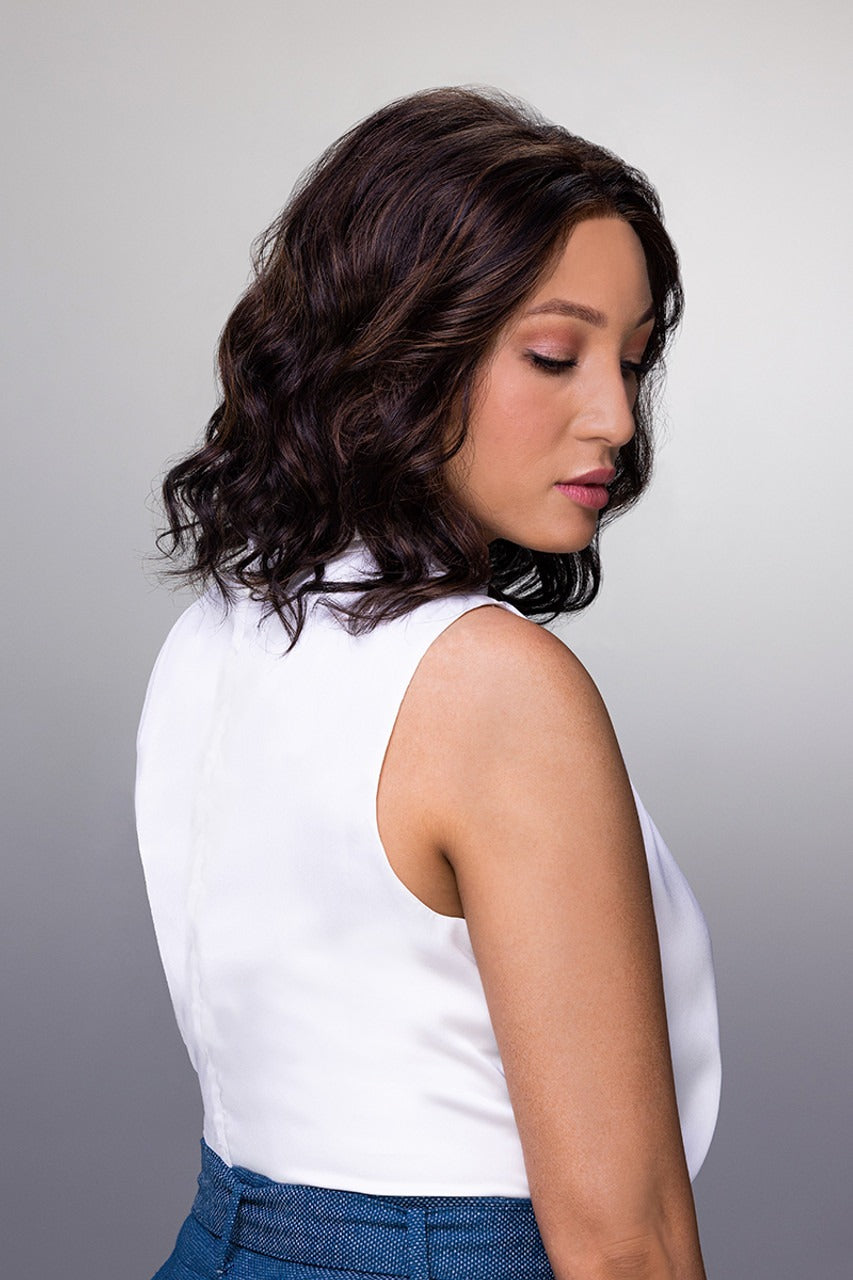 Julianne Petite Lite: Synthetic Wig | Lace Front, Hand‑Tied
