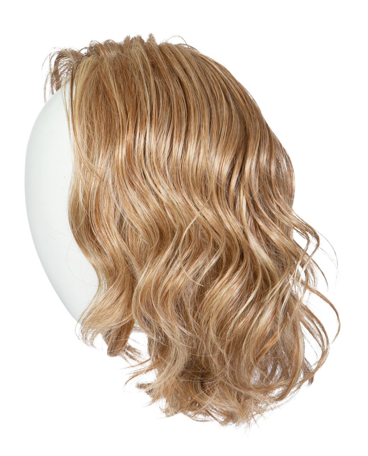 Raquel Welch Director s Pick mannequin side 3.0