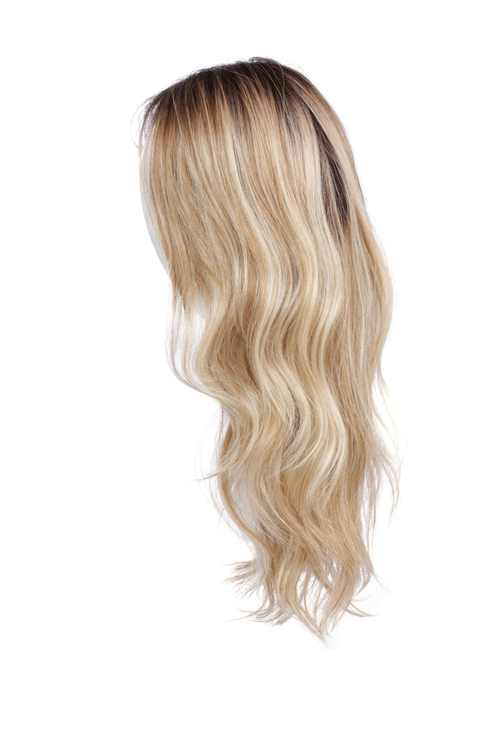Raquel Welch Statement Style mannequin side 3.0